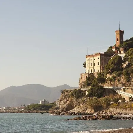 Apartman Borghetto S Convenient Location 50m From The Sea